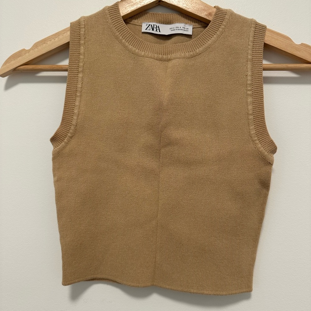 NWOT Zara crop top